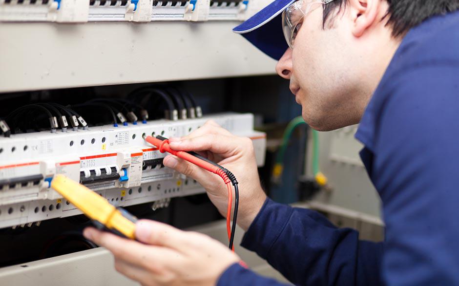 technicien électricien Le Bourget